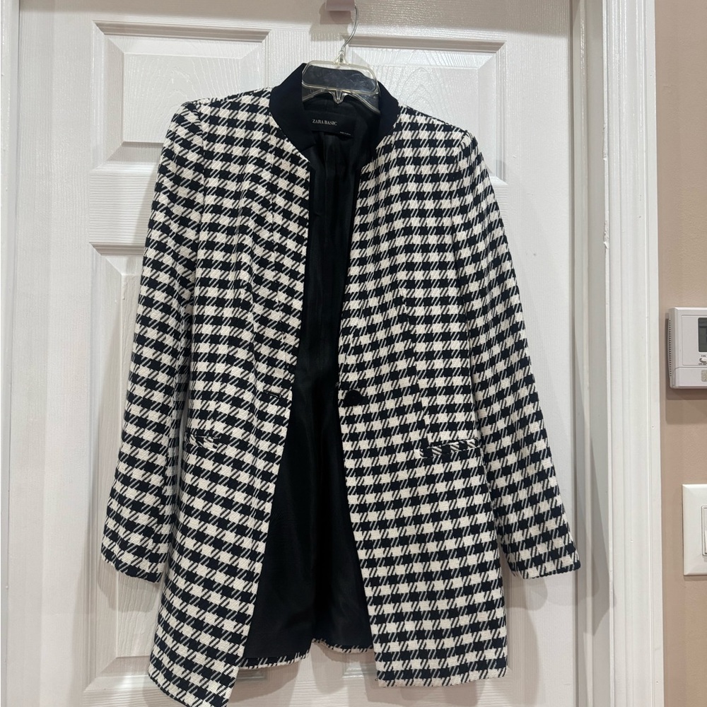 Zara Black & White Houndstooth Open-Front Blazer